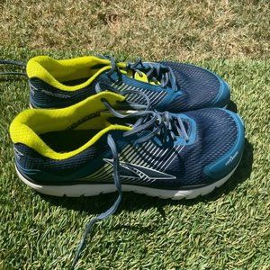 Men’s Altra Provision 4 Running Shoes sz 10.5